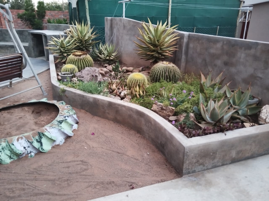 3 Bedroom Property for Sale in Steytlerville Eastern Cape